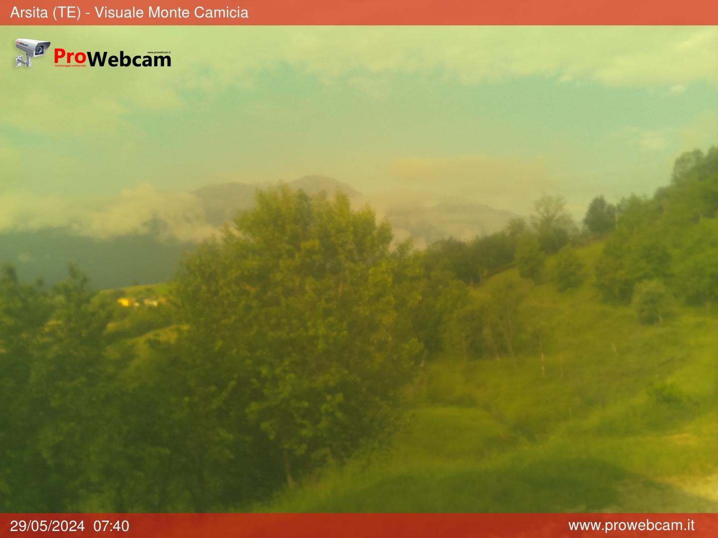 immagine della webcam nei dintorni di Canzano: webcam Arsita