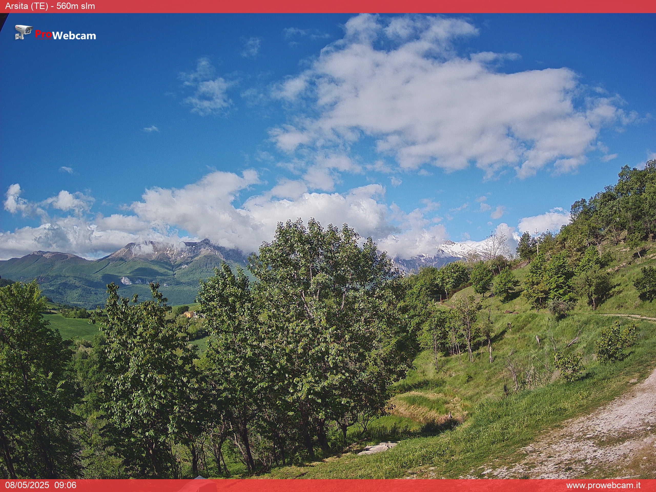 immagine della webcam nei dintorni di Villa Celiera: webcam Arsita